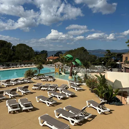 De Luxe, New, Top-of-the-range Amenities, Air Conditioning, Jacuzzi And Sea View Saint-Raphaël
